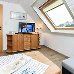 Haus Stoertebeker 纽哈灵吉塞尔