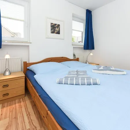 Haus Stoertebeker Διαμέρισμα Neuharlingersiel