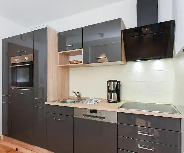 Haus Stoertebeker Нойхарлингерзиль