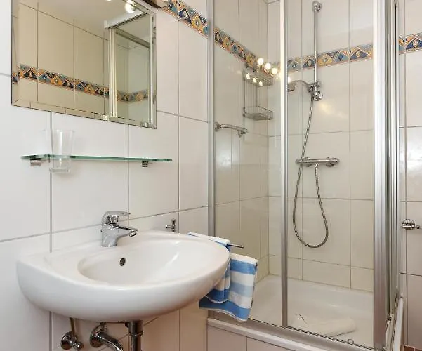 Haus Stoertebeker Апартаменты Нойхарлингерзиль