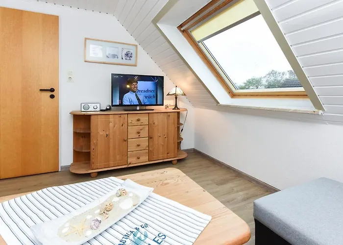 Haus Stoertebeker Нойхарлингерзиль